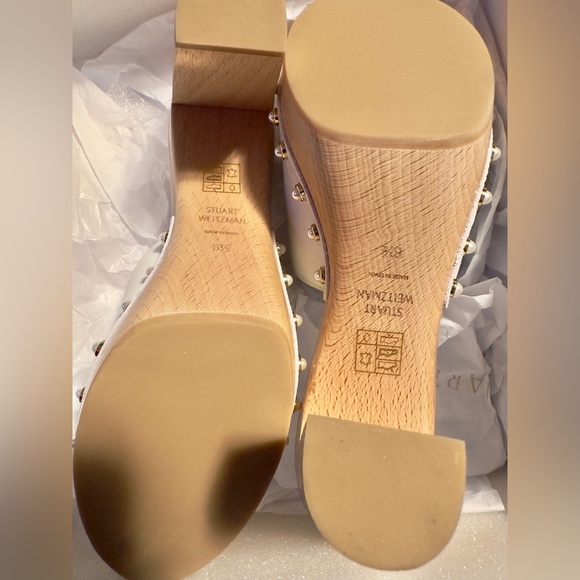 Stuart Weitzman White and Tan Pearl Clog Sandals - Picture 3 of 4